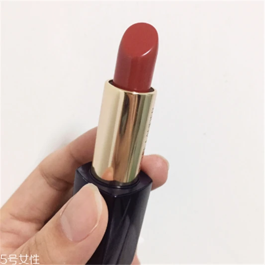 雅诗兰黛360口红试色，雅诗兰黛360口红适合黄皮吗 雅诗兰黛 雅诗兰黛360口红试色 雅诗兰黛360口红适合黄皮吗 第7张