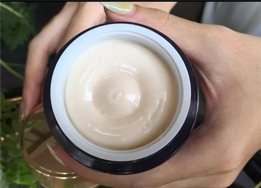 雅诗兰黛多效智妍晚霜爆款化妆品推荐 晚霜 雅诗兰黛多效智妍晚霜爆款化妆品推荐护肤品十大排名 第3张