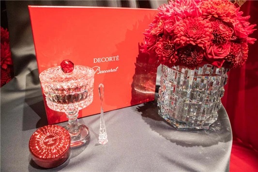 联名|DECORTÉ 黛珂和水晶品牌Baccarat推出超奢华联名 联名 新品 第5张