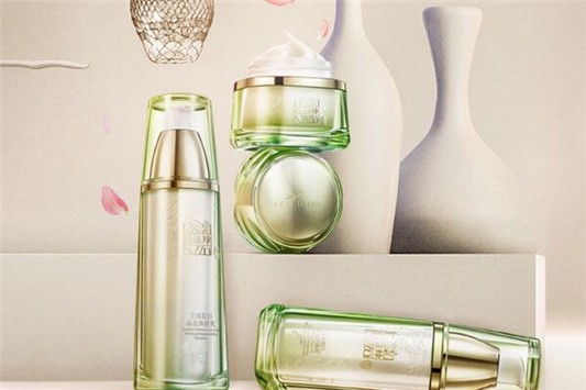 百雀羚哪个系列适合40岁的女人 百雀羚 第1张