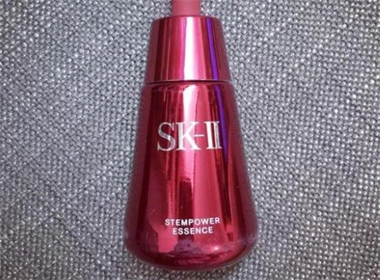 sk2小红瓶是精华还是乳液 sk2 小红瓶 第2张