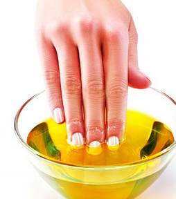 橄榄油可以当眼霜来用吗 眼霜 橄榄油 美妆 第1张