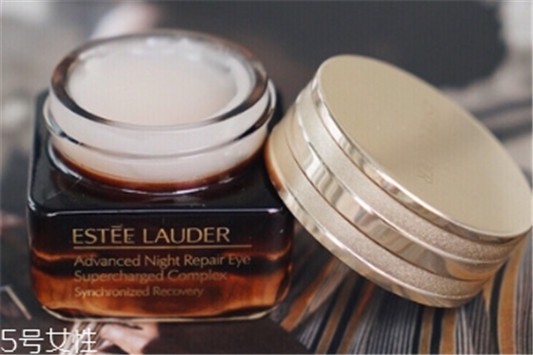 雅诗兰黛抗蓝光眼霜什么意思，抗蓝光效果测试 雅诗兰黛 雅诗兰黛眼霜 雅诗兰黛抗蓝光眼霜 第1张