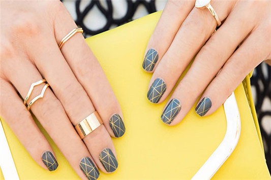 甲油胶要烤多长时间 甲油胶 第1张