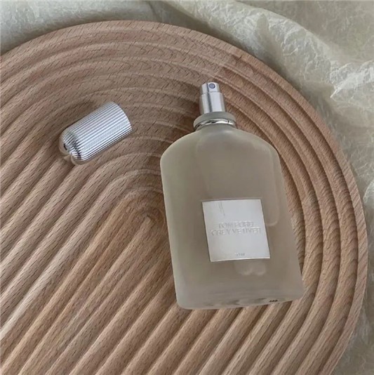 温柔男友风，TF香根草 TF 香水 男士 第1张