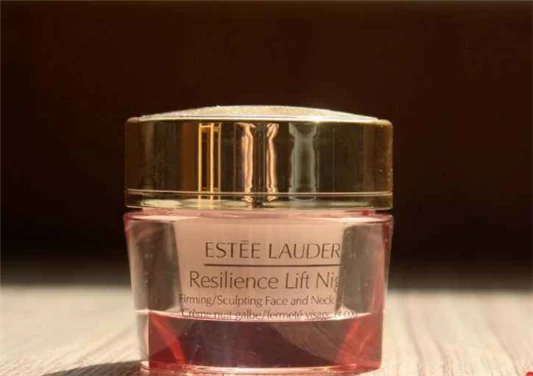 雅诗兰黛新弹性紧实晚霜适合混合型皮肤吗 雅诗兰黛 新弹性紧实 晚霜 第3张