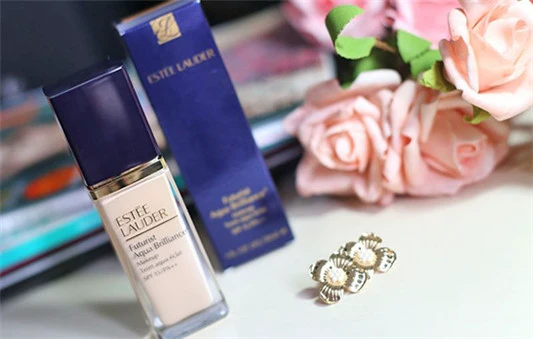 雅诗兰黛粉底液怎么看生产日期，雅诗兰黛粉底液哪款好 雅诗兰黛 粉底液 第2张