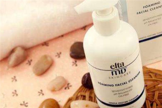 混油皮有痘痘用什么洗面奶 洗面奶 Phisohex 第1张