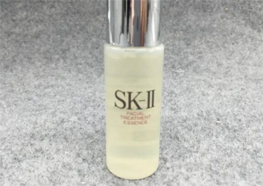 sk2神仙水能和兰蔻小黑瓶一起用吗 sk2 神仙水 兰蔻 小黑瓶 第2张