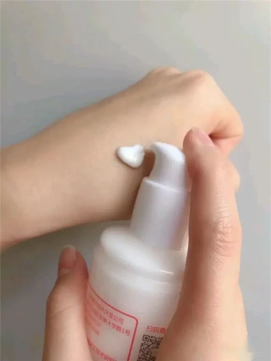 护手霜盘点，茱莉蔻不值，维生素E乳全身涂，凡士林真的好用 护手霜 第8张