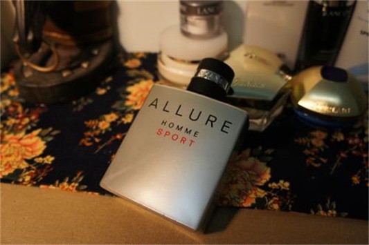 香奈儿有男士香水吗 香奈儿 香水 第1张