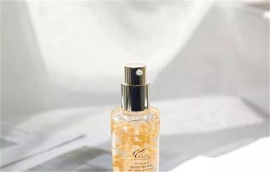 ahc黄金精华好用吗，ahc黄金精华怎么用 AHC 黄金 精华液 第1张