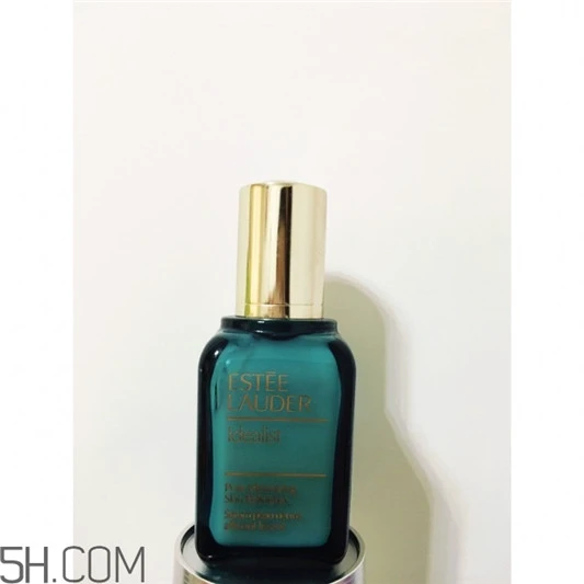 雅诗兰黛小绿瓶好用吗，雅诗兰黛小绿瓶多少钱 雅诗兰黛 雅诗兰黛小绿瓶好用吗 雅诗兰黛小绿瓶多少钱 第2张