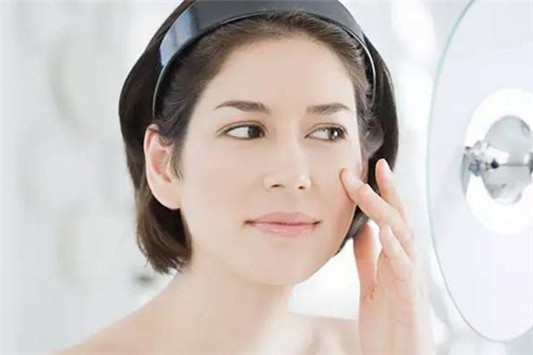 怎么看皮肤是什么肤质 爽肤水 第1张