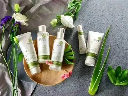 适合学生党的平价水乳，花最少的钱，做最「极致」的保水补湿 小编 第2张