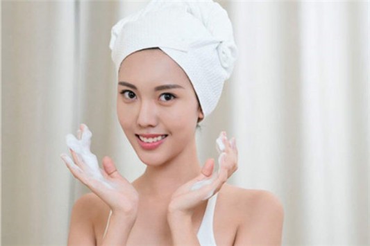 氨基酸和皂基哪个好 洗面奶 第1张