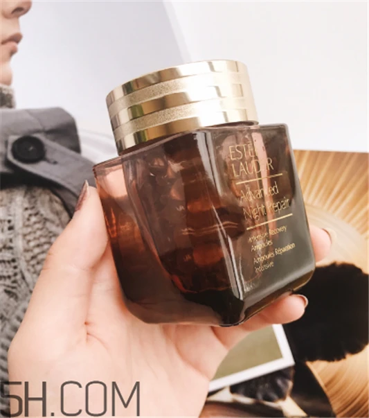 雅诗兰黛安瓶胶囊好用吗，雅诗兰黛安瓶胶囊使用方法 雅诗兰黛 雅诗兰黛安瓶胶囊好用吗 雅诗兰黛安瓶胶囊使用方法 第5张