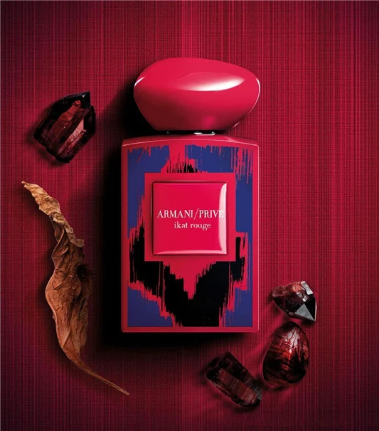 阿玛尼​Armani Privé的Ikat Bleu和Ikat Rouge新香水 香水 阿玛尼 ​Armani 第3张