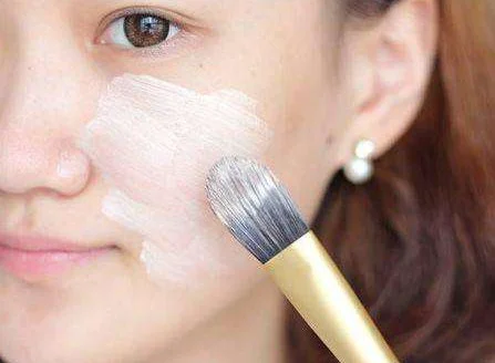 脱痂后红印可以擦粉底吗 粉底 脱痂化妆 美妆 第3张