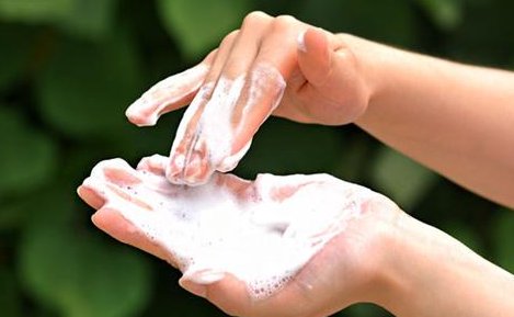 洗面奶的保质期是多久 洗面奶 洗面奶保质期 美妆 第1张