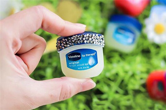 凡士林有什么作用和用途 凡士林 第1张