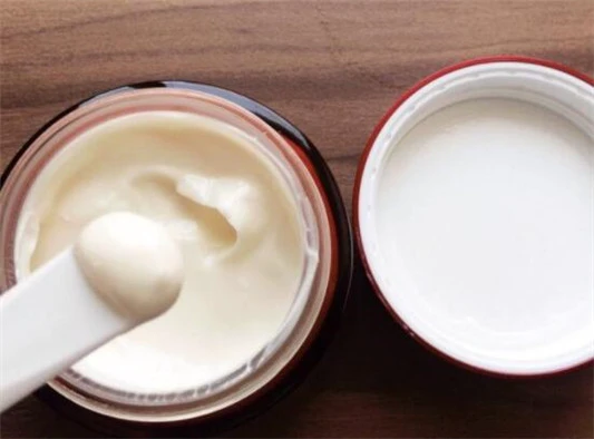 sk2大红瓶面霜可以直接用手去瓶里取霜吗 sk2 大红瓶 第2张 sk2大红瓶面霜可以直接用手去瓶里取霜吗 sk2 大红瓶 第2张