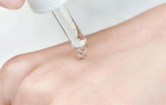 雅诗兰黛保质期有5年吗,使用过期护肤彩妆危害有多大 雅诗兰黛 护肤品 第4张 雅诗兰黛保质期有5年吗,使用过期护肤彩妆危害有多大 雅诗兰黛 护肤品 第4张