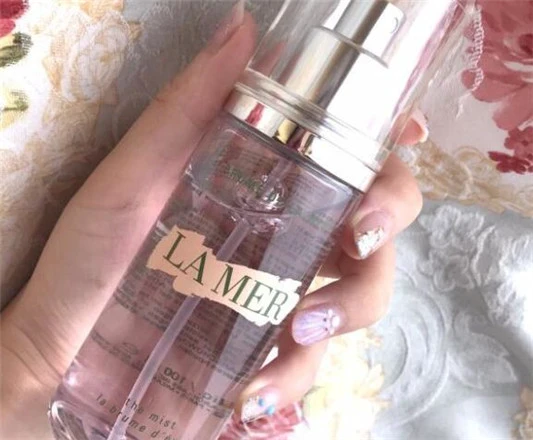 海蓝之谜舒缓喷雾可以晒黑修复吗 海蓝之谜 舒缓喷雾 第3张