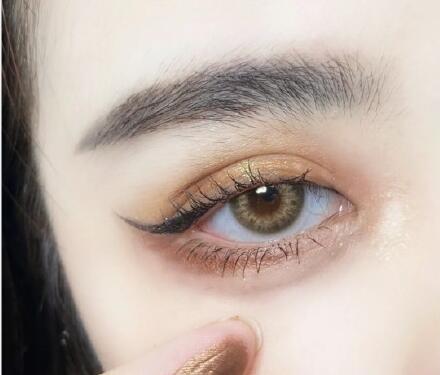 眼影能当眼线或者画眼线吗 眼影 眼线 画眼线的方法技巧 美妆 第1张