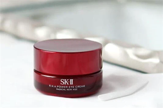 sk2大眼眼霜会长脂肪粒吗 sk2 大眼眼霜 第2张