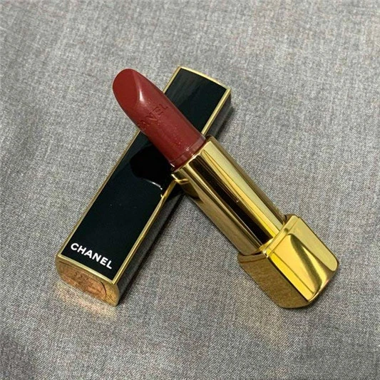 热腾腾的香奈儿圣诞限量腮红唇膏#117色号试色分享 CHANEL 口红 唇膏 腮红 试色 香奈儿 第2张