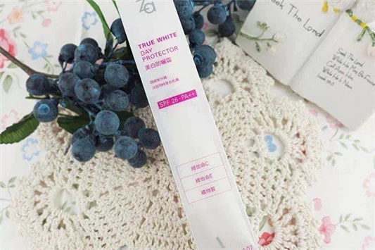 哪款防晒霜擦上比较白 防晒霜 秀肤生 第3张