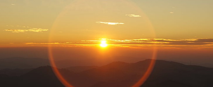 军训晒伤后如何修复 晒伤 修复 美妆 第1张