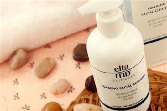 适合痘痘肌油皮的洗面奶 洗面奶 创尔美 第1张 适合痘痘肌油皮的洗面奶 洗面奶 创尔美 第1张