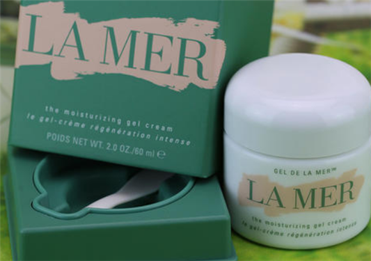 海蓝之谜凝霜和乳霜的区别 海蓝之谜 凝霜 乳霜 第1张 海蓝之谜凝霜和乳霜的区别 海蓝之谜 凝霜 乳霜 第1张