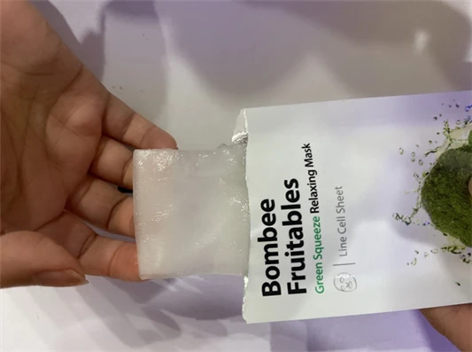 想要吸收果蔬中蕴含的补水能量，就选春雨果蔬面膜 春雨果蔬面膜 想要吸收果蔬中蕴含的补水能量 就选春雨果蔬面膜 护肤品十大排名 第4张