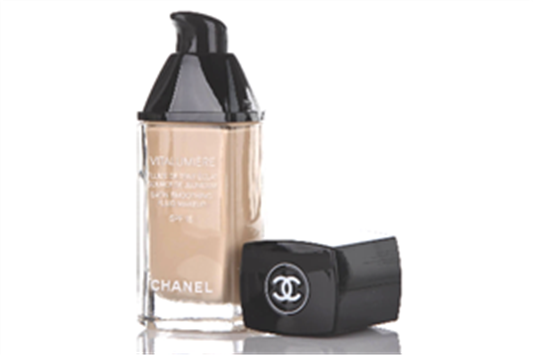 夏天适合用什么粉底液，适宜夏天用的粉底液推荐 粉底液 夏天适合用什么粉底液 适宜夏天用的粉底液推荐 第1张