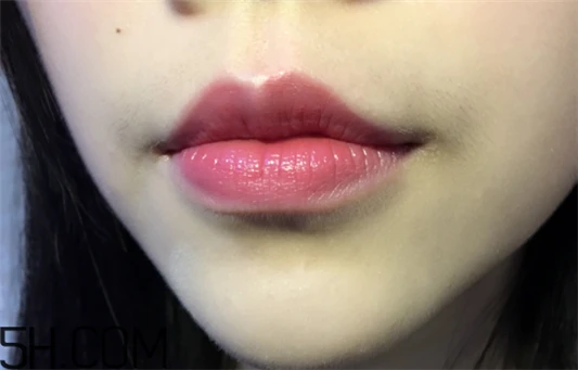 雅诗兰黛和迪奥口红哪个好用，雅诗兰黛倾慕420口红怎么样 雅诗兰黛 雅诗兰黛和迪奥口红哪个好用 雅诗兰黛倾慕420口红怎么样 第8张