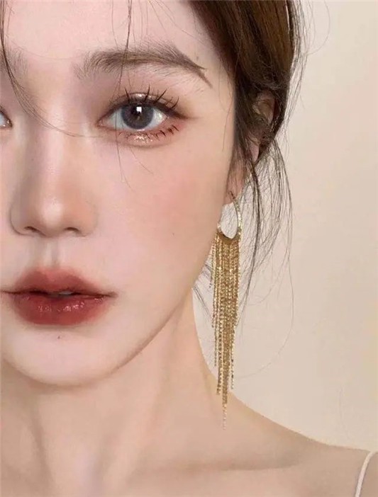 百元内不输大牌的平价眼霜，淡化细纹呵护眼周，用它就可以 眼霜 第1张