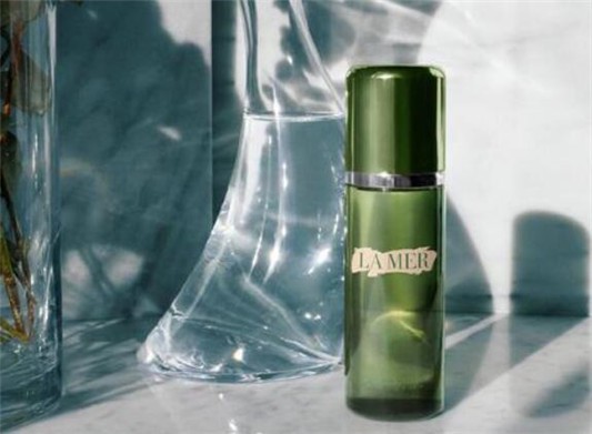 海蓝之谜精粹液能淡斑吗 海蓝之谜 精粹液 第1张 海蓝之谜精粹液能淡斑吗 海蓝之谜 精粹液 第1张