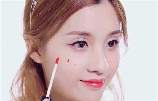 唇釉擦不下来怎么办 唇釉 第1张