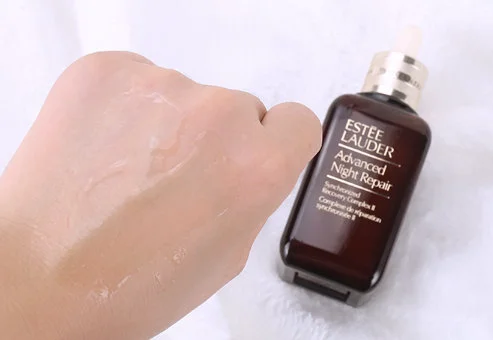 雅诗兰黛面部精华正确使用方法 精华 雅诗兰黛精华用法 美妆 第2张