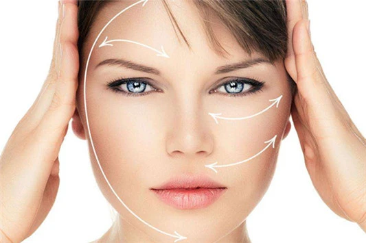 擦水乳正确手法图 水乳 爽肤水 第4张