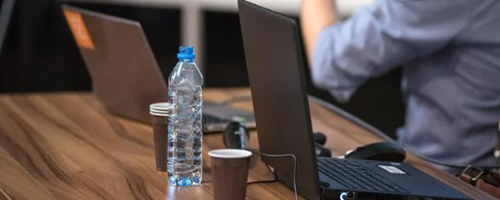 每天用矿泉水敷脸好吗 用矿泉水敷脸 美妆 第2张