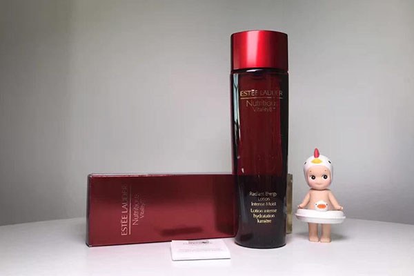 雅诗兰黛红石榴是玻璃瓶吗 雅诗兰黛 爽肤水 第1张 雅诗兰黛红石榴是玻璃瓶吗 雅诗兰黛 爽肤水 第1张