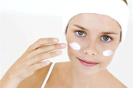 敷面膜前后的正确步骤 面膜 水乳 第7张