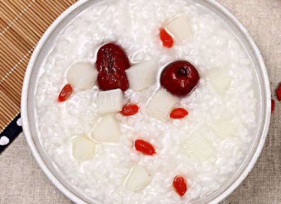 在家自制美白祛斑汤 美白 美白祛斑汤 美妆 第1张