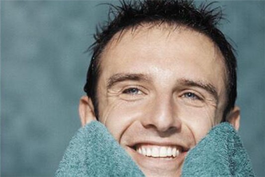 妮维雅和欧莱雅哪个好 妮维雅 欧莱雅 第1张