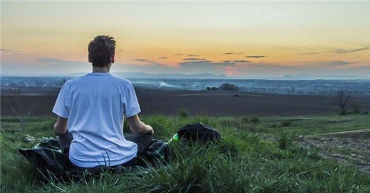 定期冥想的惊人好处 冥想 第1张