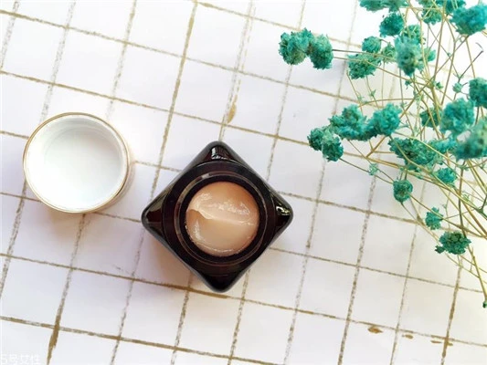 雅诗兰黛抗蓝光眼霜好用吗,对抗黑眼圈必备眼霜全面测评 雅诗兰黛 雅诗兰黛眼霜 雅诗兰黛抗蓝光眼霜好用吗 第10张 雅诗兰黛抗蓝光眼霜好用吗,对抗黑眼圈必备眼霜全面测评 雅诗兰黛 雅诗兰黛眼霜 雅诗兰黛抗蓝光眼霜好用吗 第10张